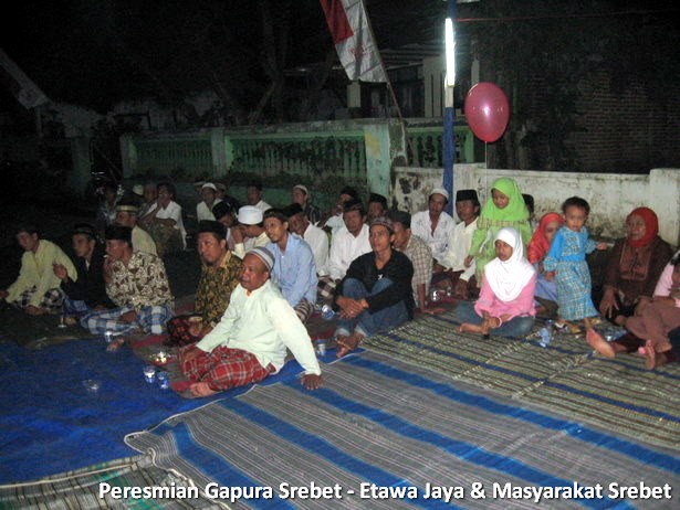 etawa-jaya-beserta-masyarakat-meresmikan-gapura-srebet