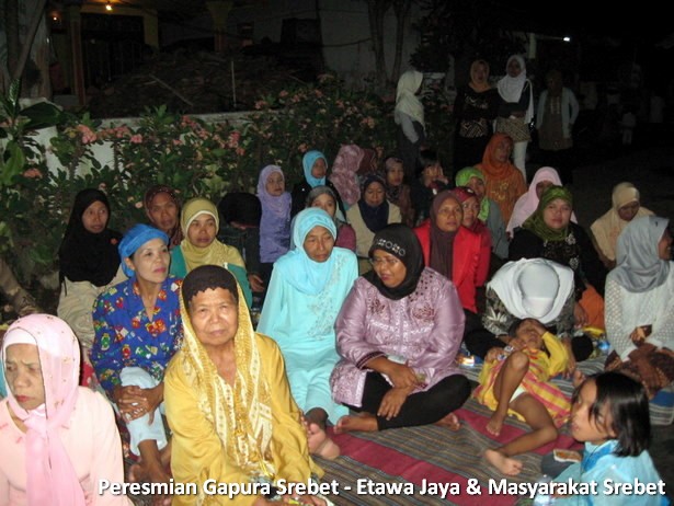 etawa-jaya-beserta-masyarakat-meresmikan-gapura-srebet
