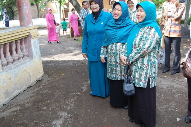 kunjungan-bupati-lumajang-ke-peternakan-etawa-jaya