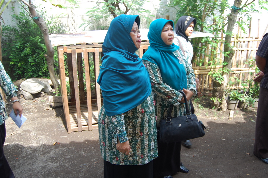 kunjungan-bupati-lumajang-ke-peternakan-etawa-jaya