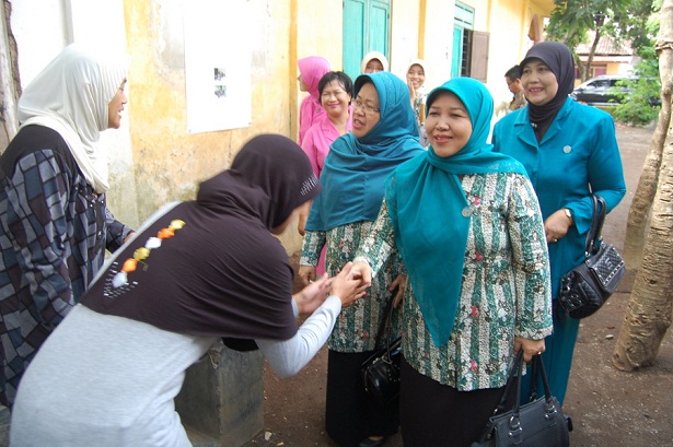 kunjungan-bupati-lumajang-ke-peternakan-etawa-jaya
